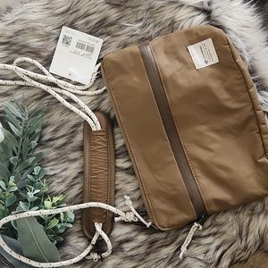 NWT Lululemon Patch cross body